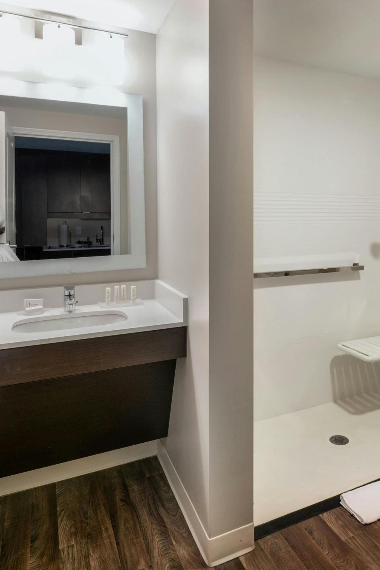 Towneplace Suites By Marriott Milwaukee Oak Creek Dış mekan fotoğraf
