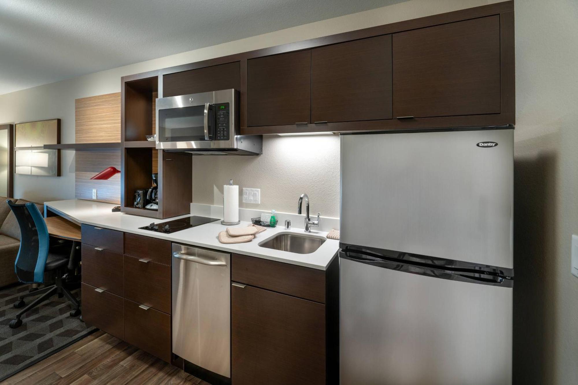 Towneplace Suites By Marriott Milwaukee Oak Creek Dış mekan fotoğraf