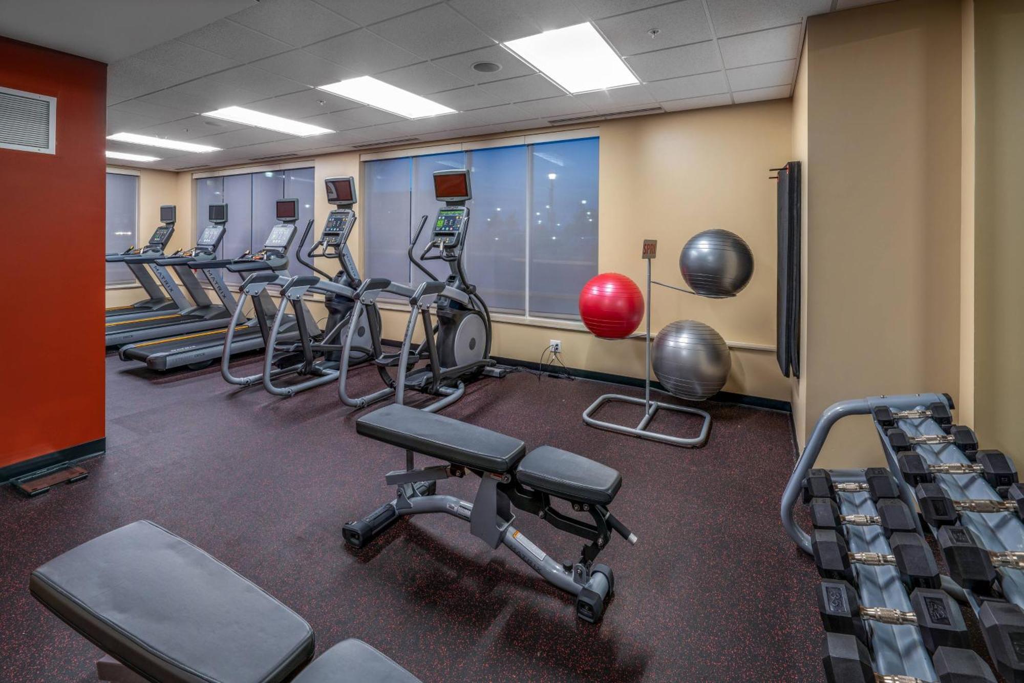 Towneplace Suites By Marriott Milwaukee Oak Creek Dış mekan fotoğraf